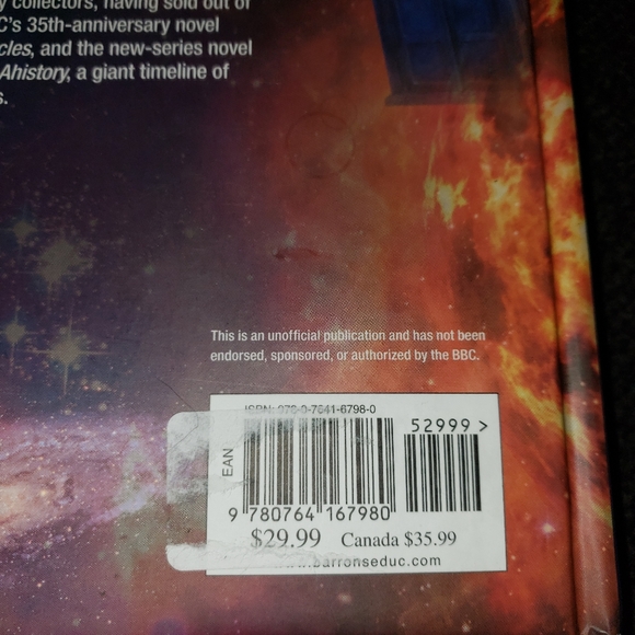 Whoniverse Unofficial Doctor Who guide book - Picture 11 of 16